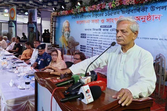ভোরের আকাশ