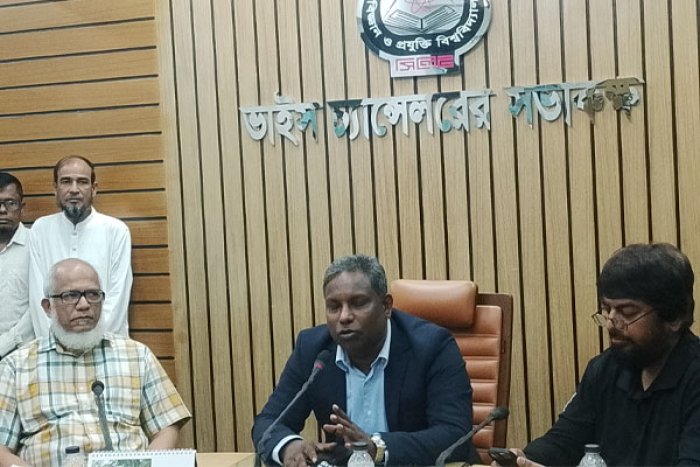 ভোরের আকাশ