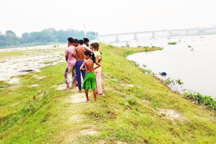 করতোয়া নদীতে গোসলে নেমে নিখোঁজ বৃদ্ধার মরদেহ উদ্ধার