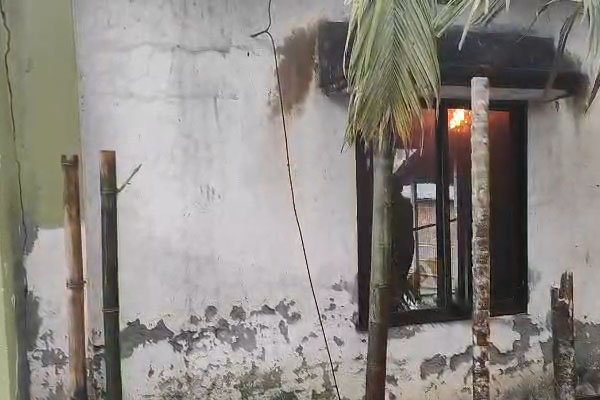 ছবি : ভোরের আকাশ