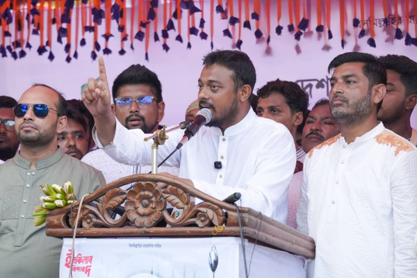 সারজিস-পাটওয়ারীর সামনে ‘জয় বাংলা’ স্লোগান, যা বললেন এনসিপি নেতা
