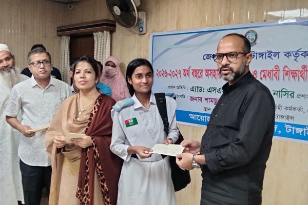 ছবি : ভোরের আকাশ