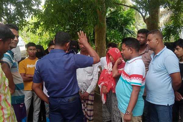 ভোরের আকাশ