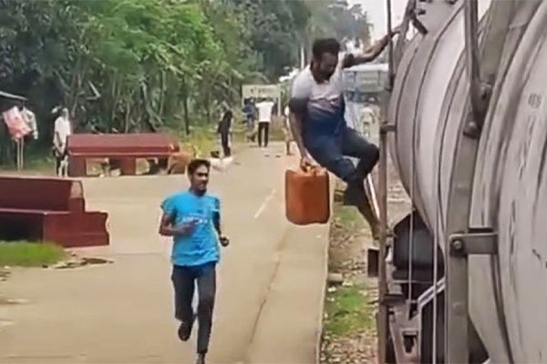 ভোরের আকাশ
