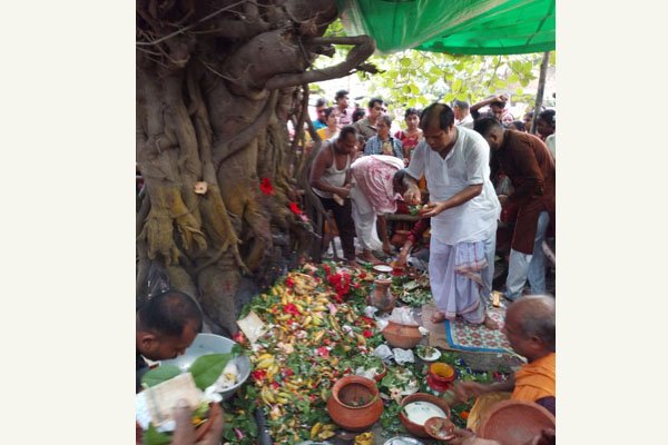 ভোরের আকাশ