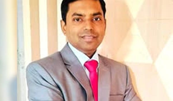 নওগাঁ শাখার ব্যবস্থাপক মো. শাহীন আলম