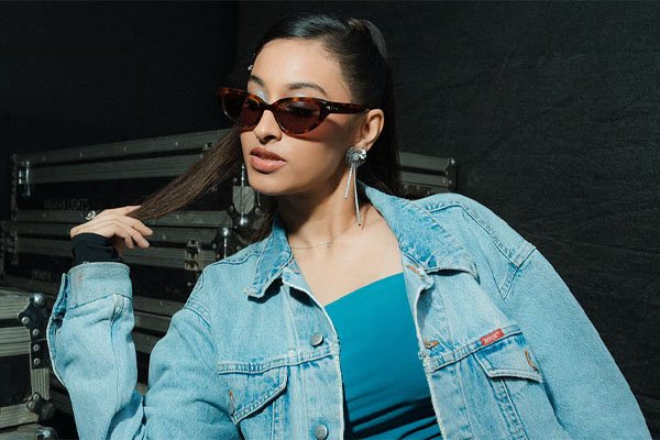 ভোরের আকাশ