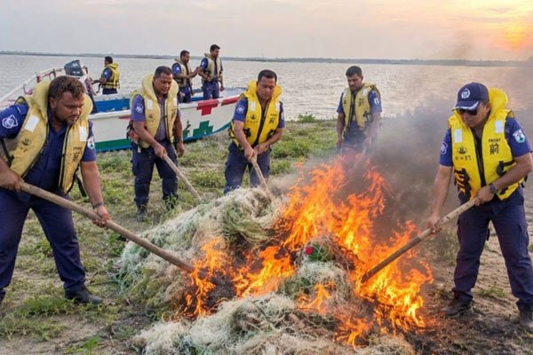 ভোরের আকাশ