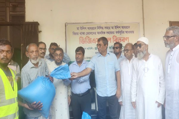 ভোরের আকাশ