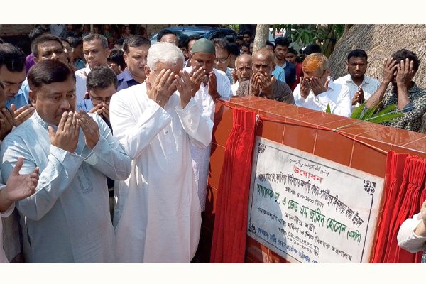 ভোরের আকাশ