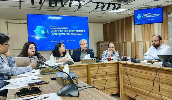 বর্তমান সাইবার আইন সরকারের জন্য আত্মঘাতী: টিআইবি