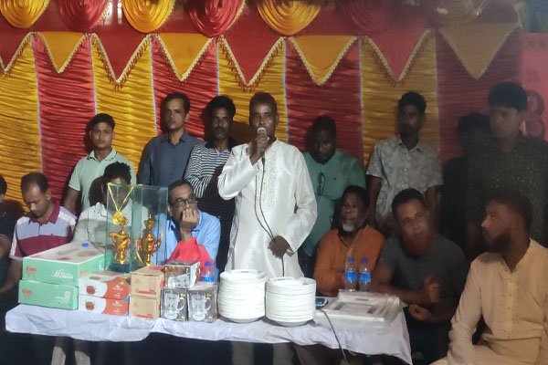 ভোরের আকাশ